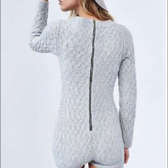 Knitted romper - Picture 3 of 6